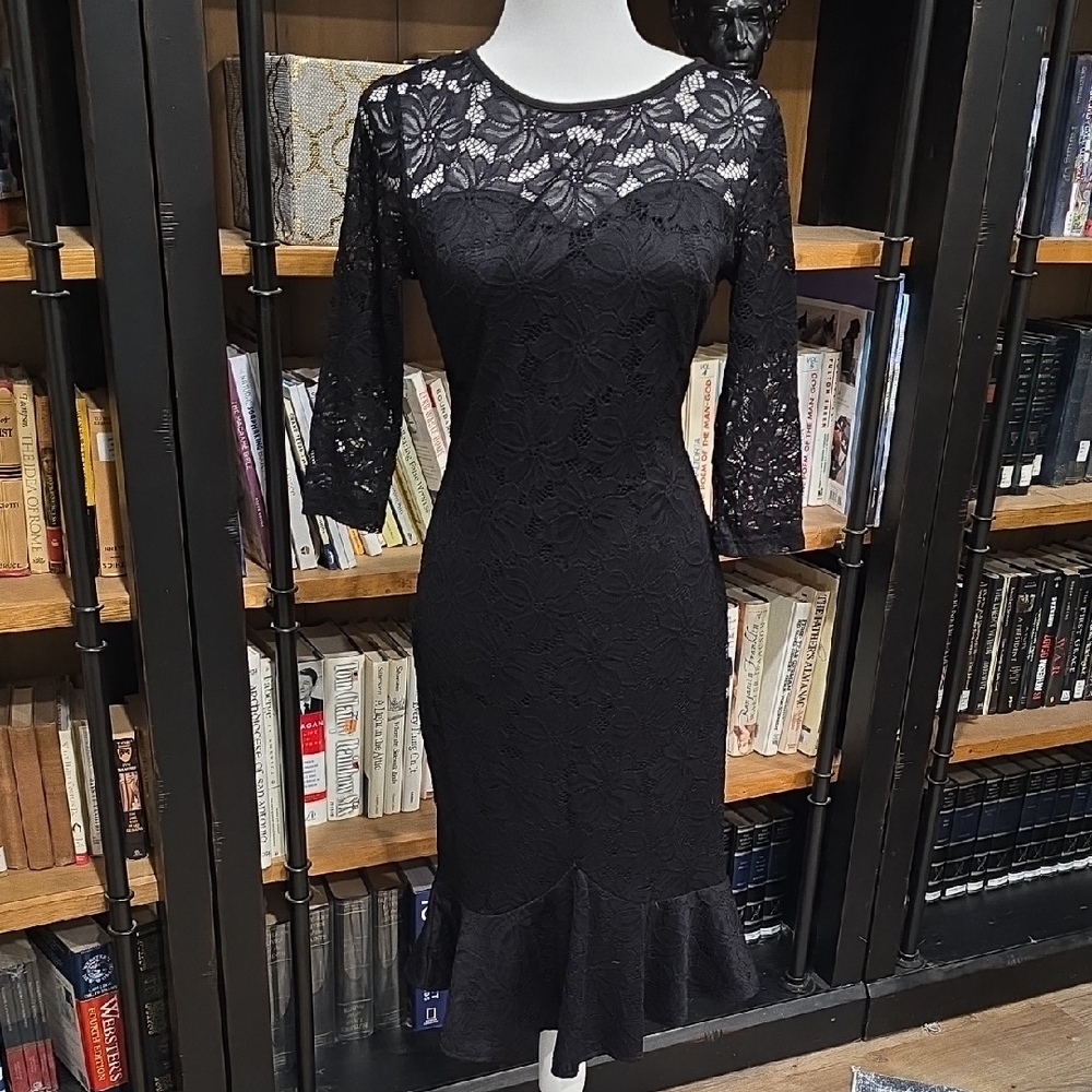 Elegant Black Lace Dress, Size M